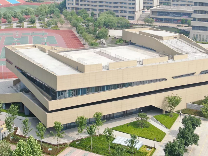 Зашто одабрати школску челичну зграду за свој следећи пројекат кампуса?