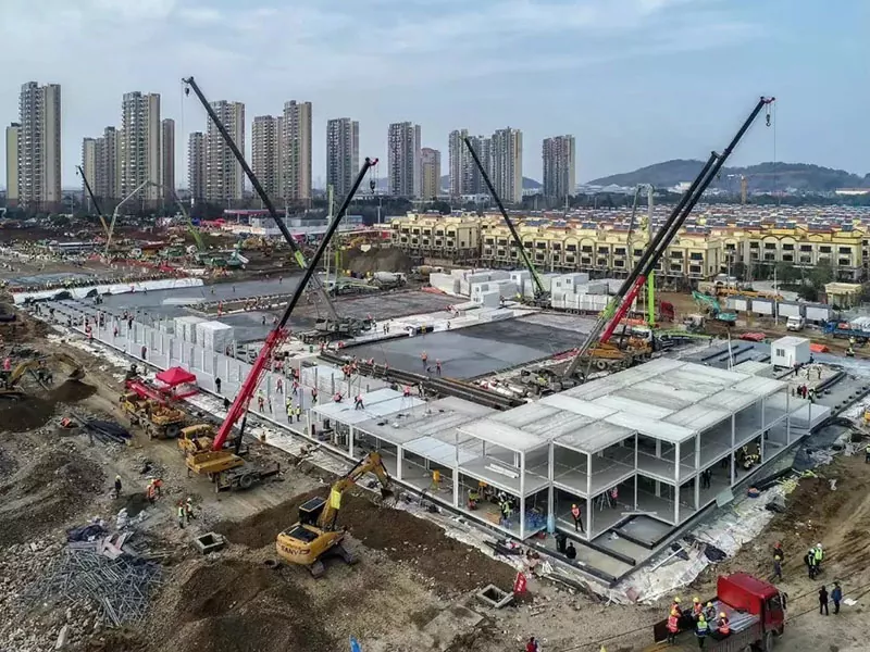 Зграда болнице са модуларном челичном конструкцијом